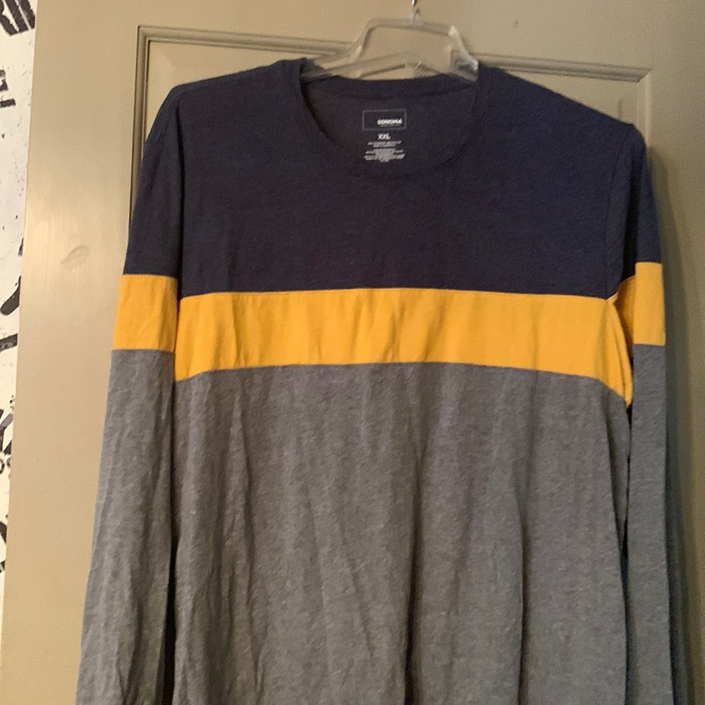 Men’s long sleeve T-shirt